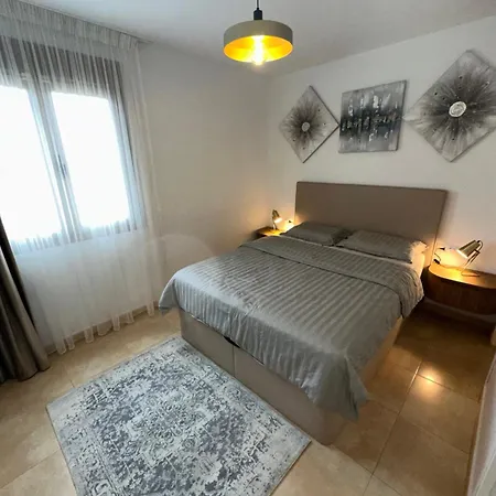 Apartmán Esmeralda *